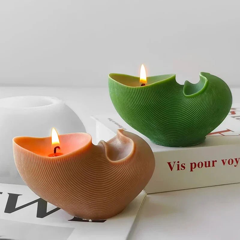 Aesthetic Wavy Fluted Silicone Candle Mold - Geometric Striped Ribbed Sculptural Mold